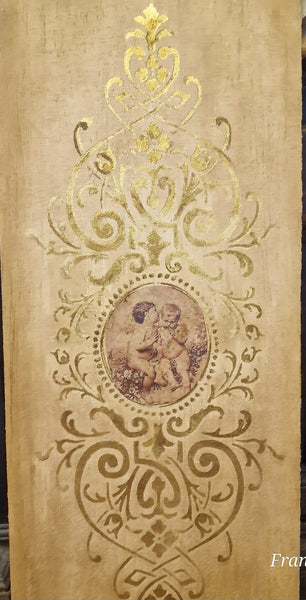 M9 GROTTESCA CON OVALE