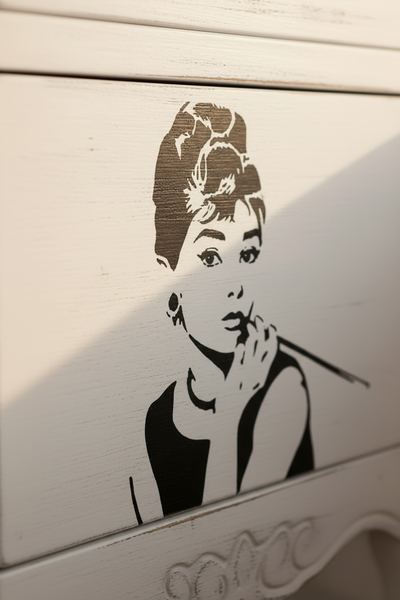 Macro stencil comodino shabby